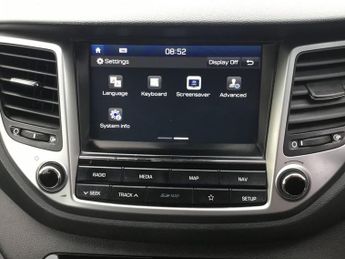 HYUNDAI TUCSON 1.6 GDi Blue Drive SE Nav SUV 5dr Petrol Manual Euro 6 (s/s) (13