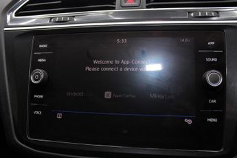 VOLKSWAGEN TIGUAN 2.0 TDI SE SUV 5dr Diesel DSG Euro 6 (s/s) (150 ps)