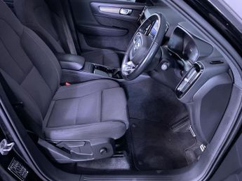 VOLVO XC40 Recharge Twin 78kWh SUV 5dr Electric Auto AWD (408 ps)