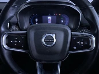 VOLVO XC40 Recharge Twin 78kWh SUV 5dr Electric Auto AWD (408 ps)