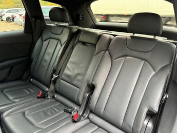 AUDI Q7 3.0 TFSI V6 55 Black Edition SUV 5dr Petrol Tiptronic quattro Eu