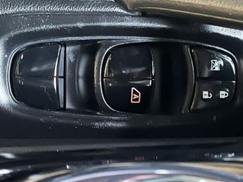 NISSAN QASHQAI 1.6 dCi Tekna SUV 5dr Diesel XTRON 2WD Euro 6 (s/s) (130 ps)