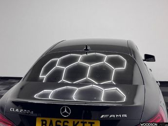 MERCEDES-BENZ CLA 2.1 CLA220d AMG Line Coupe 4dr Diesel 7G-DCT Euro 6 (s/s) (177 p