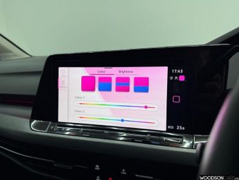 VOLKSWAGEN GOLF 1.4 TSI 13kWh Style Hatchback 5dr Petrol Plug-in Hybrid DSG Euro