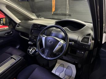 NISSAN SERENA 2.0 HWS S-HYBRID AUTO 8 SEATS 