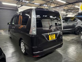 NISSAN SERENA 2.0 HWS S-HYBRID AUTO 8 SEATS 
