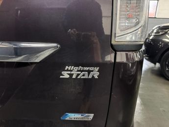 NISSAN SERENA 2.0 HWS S-HYBRID AUTO 8 SEATS 