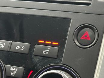 LAND ROVER DISCOVERY SPORT 2.0 TD4 SE Tech SUV 5dr Diesel Auto 4WD Euro 6 (s/s) (180 ps)