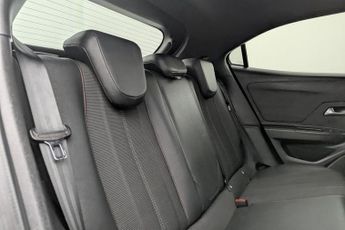 VAUXHALL MOKKA ELECTRIC 50kWh GS Line SUV 5dr Electric Auto (136 ps)