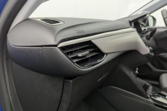 VAUXHALL Corsa Electric 50kWh SE Premium Hatchback 5dr Electric Auto (136 ps)