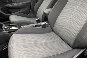 VAUXHALL Corsa Electric 50kWh SE Premium Hatchback 5dr Electric Auto (136 ps)