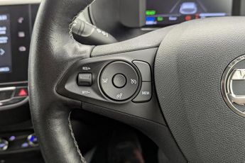 VAUXHALL Corsa Electric 50kWh SE Premium Hatchback 5dr Electric Auto (136 ps)