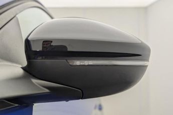 VAUXHALL Corsa Electric 50kWh SE Premium Hatchback 5dr Electric Auto (136 ps)