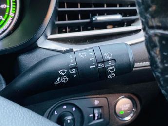 MG MG5 61.1kWh Excite Long Range Estate 5dr Electric Auto (156 ps)