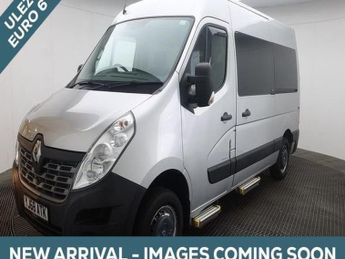 Renault Master MWB MR 6 Seat Auto Wheelchair Accessible Disabled Access Vehicle