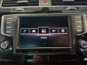 VOLKSWAGEN GOLF 2.0 TSI BlueMotion Tech R Hatchback 3dr Petrol DSG 4Motion Euro 