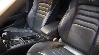 VOLKSWAGEN ARTEON 2.0 TDI R-Line Fastback 5dr Diesel DSG 4Motion Euro 6 (s/s) (190