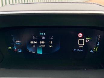 PEUGEOT E-2008 50kWh GT SUV 5dr Electric Auto (136 ps)