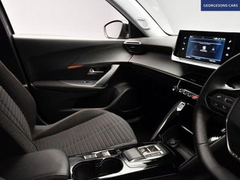PEUGEOT E-2008 50kWh Active Premium SUV 5dr Electric Auto (7kW Charger) (136 ps