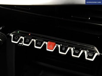 PEUGEOT E-2008 50kWh Active Premium SUV 5dr Electric Auto (7kW Charger) (136 ps