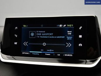 PEUGEOT E-2008 50kWh Active Premium SUV 5dr Electric Auto (7kW Charger) (136 ps