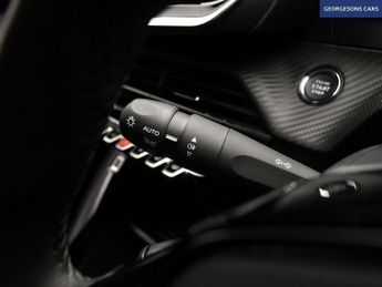 PEUGEOT E-2008 50kWh Active Premium SUV 5dr Electric Auto (7kW Charger) (136 ps