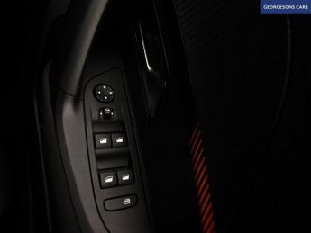 PEUGEOT E-2008 50kWh Active Premium SUV 5dr Electric Auto (7kW Charger) (136 ps