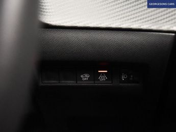 PEUGEOT E-2008 50kWh Active Premium SUV 5dr Electric Auto (7kW Charger) (136 ps