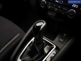 NISSAN QASHQAI 1.3 DIG-T Acenta Premium SUV 5dr Petrol DCT Auto Euro 6 (s/s) (1