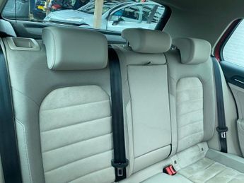 VOLKSWAGEN GOLF 1.4 TSI BlueMotion Tech ACT GT Edition Hatchback 5dr Petrol DSG 