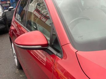 VOLKSWAGEN GOLF 1.4 TSI BlueMotion Tech ACT GT Edition Hatchback 5dr Petrol DSG 