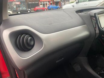 CITROEN C1 1.2 PureTech Flair Hatchback 5dr Petrol Manual Euro 6 (82 ps)