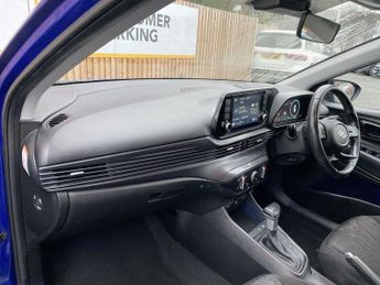 HYUNDAI BAYON 1.0 T-GDi MHEV SE Connect SUV 5dr Petrol Hybrid DCT Euro 6 (s/s)