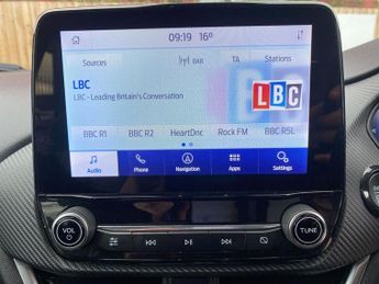 FORD PUMA 1.0T EcoBoost MHEV ST-Line X SUV 5dr Petrol Hybrid DCT Euro 6 (s