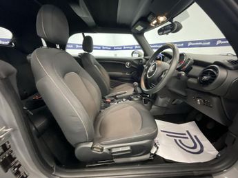 MINI CONVERTIBLE 1.5 Cooper Convertible 2dr Petrol Manual Euro 6 (s/s) (136 ps) -