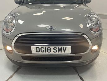 MINI CONVERTIBLE 1.5 Cooper Convertible 2dr Petrol Manual Euro 6 (s/s) (136 ps) -