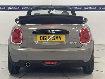 MINI CONVERTIBLE 1.5 Cooper Convertible 2dr Petrol Manual Euro 6 (s/s) (136 ps) -
