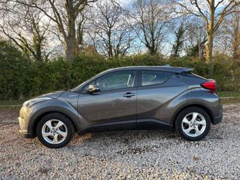 TOYOTA C-HR 1.8 VVT-h Icon SUV 5dr Petrol Hybrid CVT Euro 6 (s/s) (122 ps)