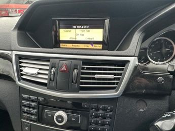 MERCEDES-BENZ E-CLASS 2.1 E250 CDI BlueEfficiency Avantgarde Saloon 4dr Diesel Tiptron