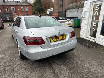 MERCEDES-BENZ E-CLASS 2.1 E250 CDI BlueEfficiency Avantgarde Saloon 4dr Diesel Tiptron