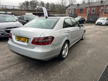 MERCEDES-BENZ E-CLASS 2.1 E250 CDI BlueEfficiency Avantgarde Saloon 4dr Diesel Tiptron