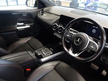 MERCEDES-BENZ GLA 1.3 GLA200 AMG Line SUV 5dr Petrol 7G-DCT Euro 6 (s/s) (163 ps)