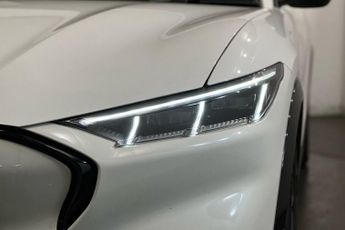 FORD MUSTANG MACH-E Standard Range 70kWh SUV 5dr Electric Automatic AWD (269 ps) 360