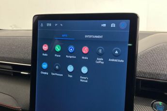 FORD MUSTANG MACH-E Standard Range 70kWh SUV 5dr Electric Automatic AWD (269 ps) 360