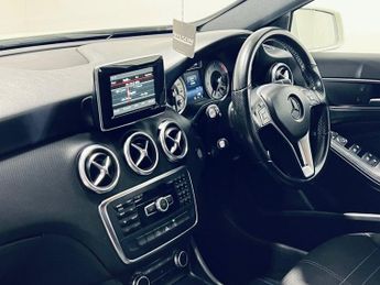 MERCEDES-BENZ A CLASS 1.5 A180 CDI Sport Hatchback 5dr Diesel 7G-DCT Euro 5 (s/s) (109