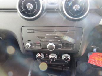 AUDI A1 1.4 TFSI Sport Sportback 5dr Petrol S Tronic Euro 5 (s/s) (122 p