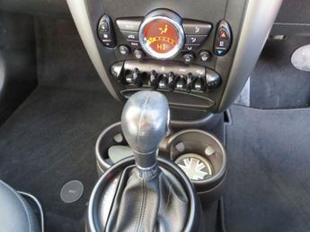 MINI COUNTRYMAN 1.6 Cooper SUV 5dr Petrol Auto Euro 6 (122 ps)