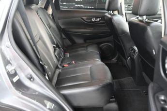 NISSAN X-TRAIL 1.7 dCi Tekna SUV 5dr Diesel CVT 4WD Euro 6 (s/s) (150 ps)