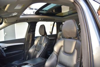 VOLVO XC90 2.0h T8 Twin Engine 10.4kWh Momentum Pro SUV 5dr Petrol Plug-in 