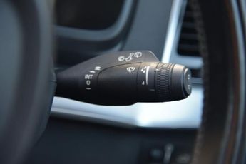 VOLVO XC90 2.0h T8 Twin Engine 10.4kWh Momentum Pro SUV 5dr Petrol Plug-in 